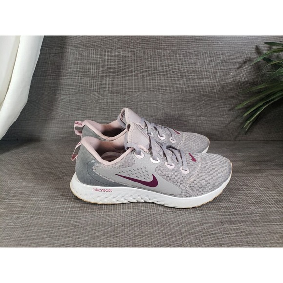 Nike Womens Legend React Running Shoes Gray Purple BV6134-001 Lace Up Knit 8.5M - Picture 3 of 6